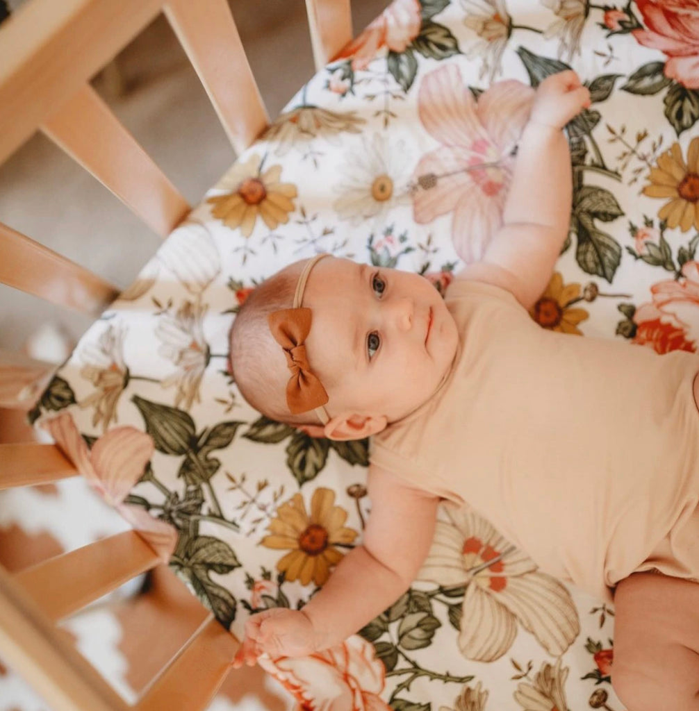 Mini Scout, LLC - Fitted Woven Baby Crib Sheet (28x52x9") - Garden Floral